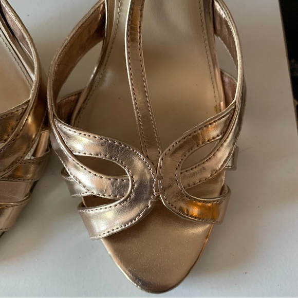 Gold Tevolio Heels, size 8.5, Ankle Strap, 2.75” heel - Picture 9 of 11